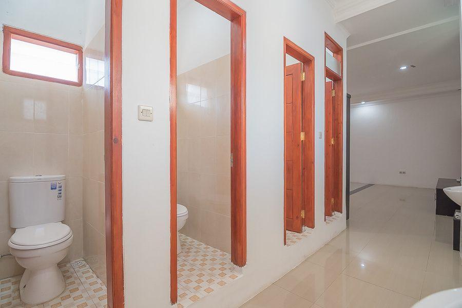 Reddoorz Near Jatinangor Town Square Hotel Екстериор снимка