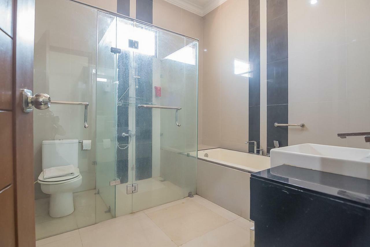 Reddoorz Near Jatinangor Town Square Hotel Екстериор снимка
